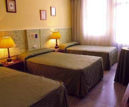 Hotel Casablanca Vigo Bilik gambar